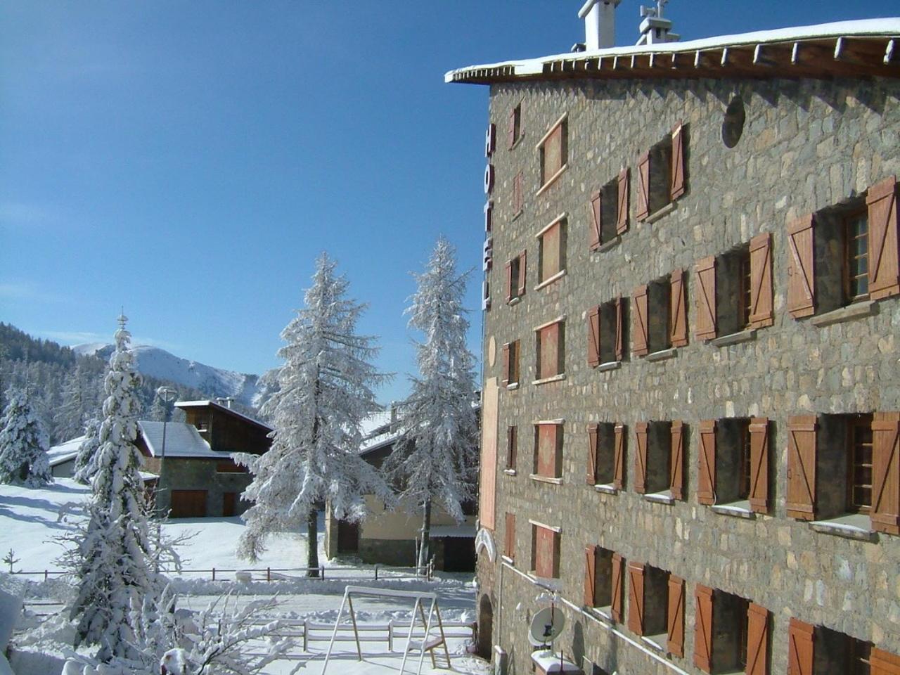 Adonis Le Chastellan Valberg